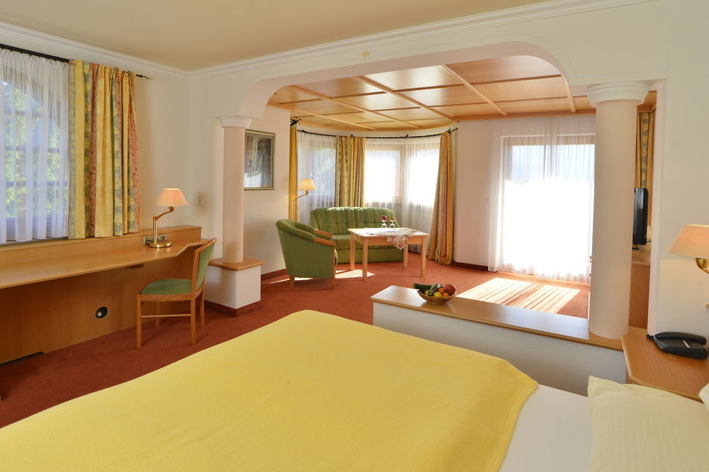 Hotel Residenz Hochland Seefeld in Tirol Bagian luar foto
