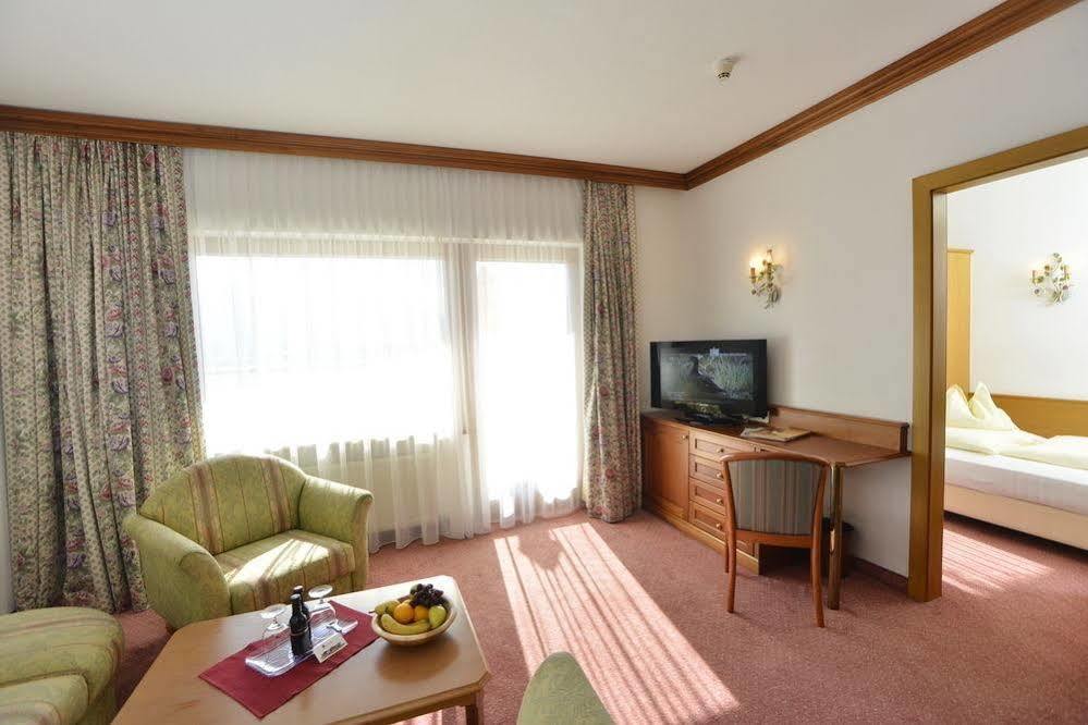 Hotel Residenz Hochland Seefeld in Tirol Bagian luar foto